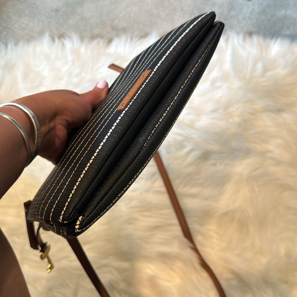 Fossil Devon Crossbody Bag Black and White Striped - Picture 10 of 10